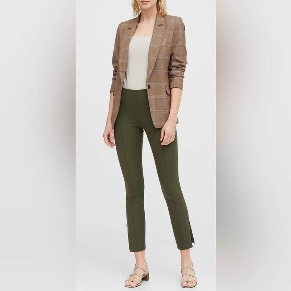 BANANA REPUBLIC WOMEN'S HIGH-RISE SLOAN LEGGING PANTS (Olive Green)